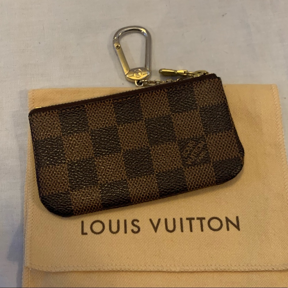 ❌SOLD❌100% Authentic Louis Vuitton Key/Card holder